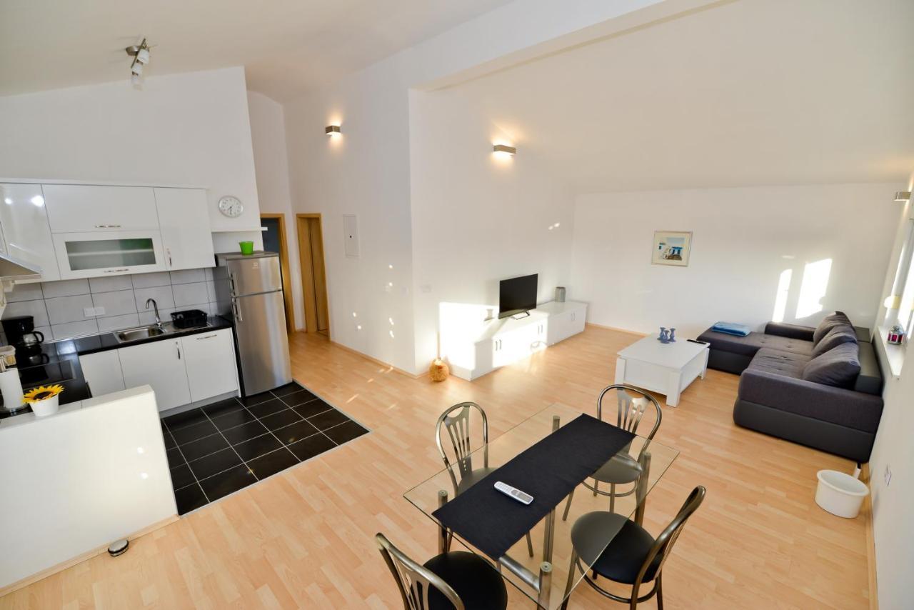 זאדאר Apartmani Vidikovac Dokoza מראה חיצוני תמונה