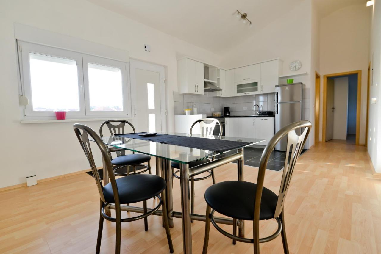 זאדאר Apartmani Vidikovac Dokoza מראה חיצוני תמונה